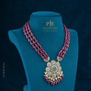 BEADS LONG NECKLACE