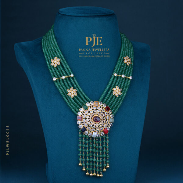 BEADS LONG NECKLACE