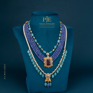 BEADS LONG NECKLACE