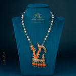 BEADS LONG NECKLACE