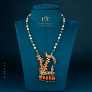 BEADS LONG NECKLACE