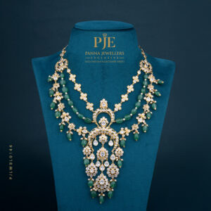 BEADS LONG NECKLACE