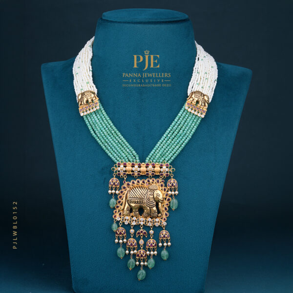 BEADS LONG NECKLACE