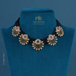 BLACK THREAD NECKLACE