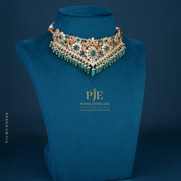 GOLD NAKSHI CHOKER