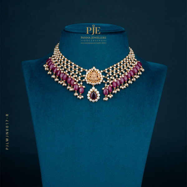 PEARLS JALI NECKLACE