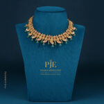 KUNDAN SHORT NECKLACE