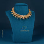 KUNDAN SHORT NECKLACE