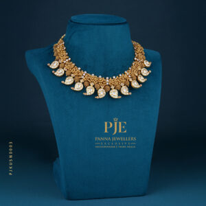 KUNDAN SHORT NECKLACE