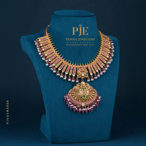 KUNDAN SHORT NECKLACE