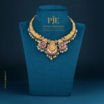 KUNDAN SHORT NECKLACE