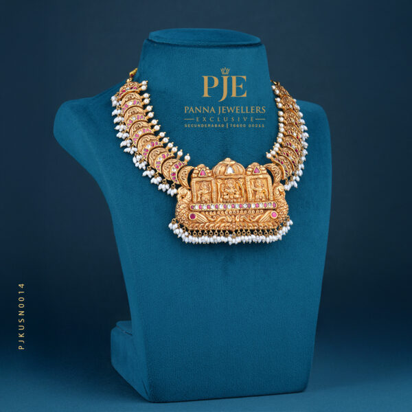 KUNDAN SHORT NECKLACE
