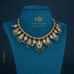 KUNDAN SHORT NECKLACE