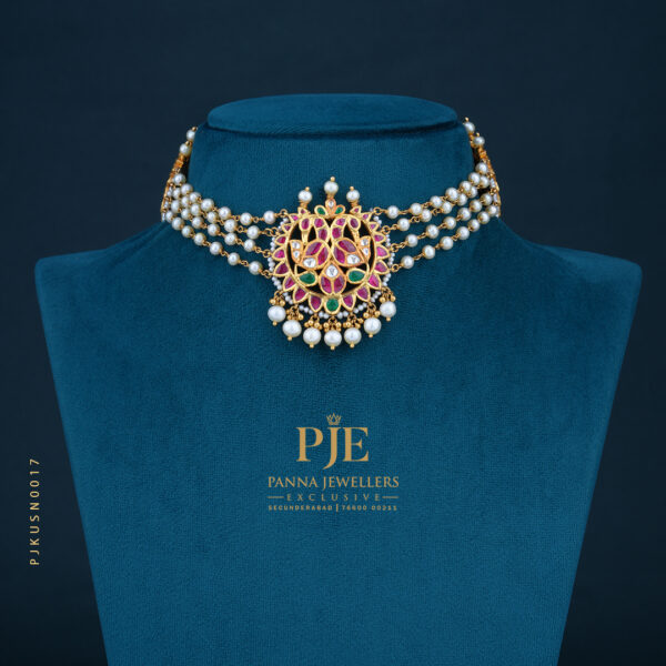 KUNDAN SHORT NECKLACE