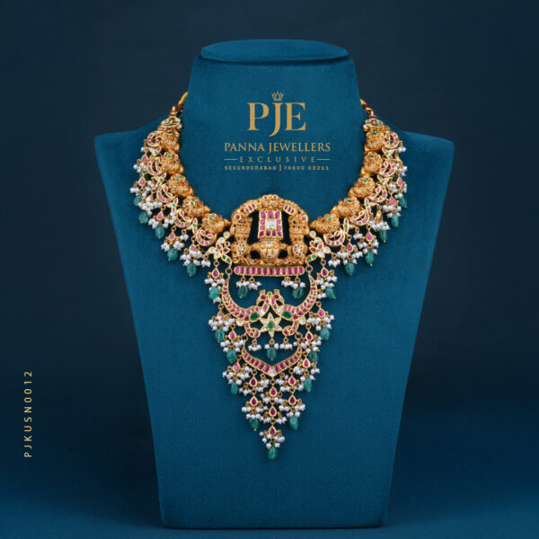 KUNDAN SHORT NECKLACE