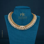 KUNDAN SHORT NECKLACE