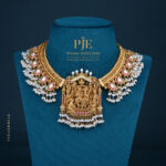 KUNDAN SHORT NECKLACE