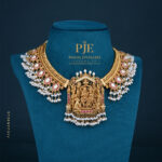 KUNDAN SHORT NECKLACE