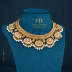 KUNDAN SHORT NECKLACE
