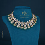 KUNDAN SHORT NECKLACE
