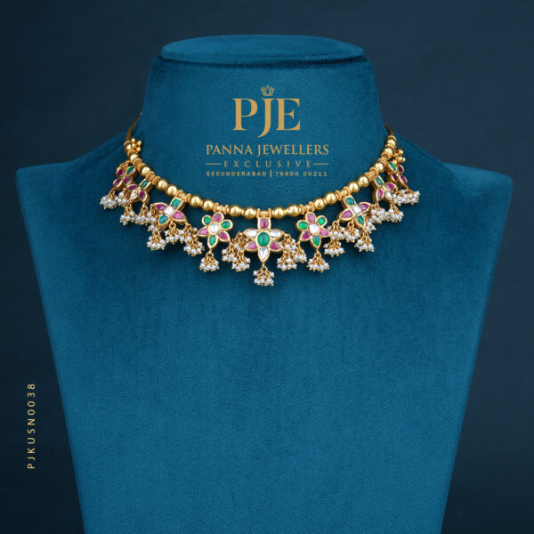 KUNDAN SHORT NECKLACE