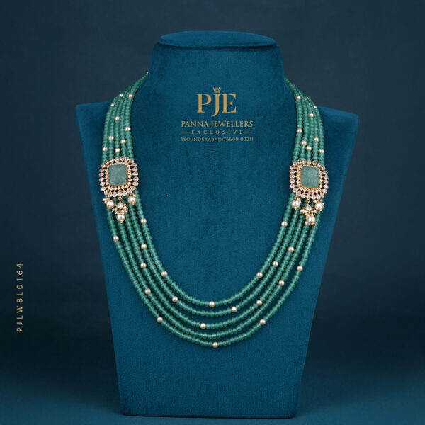 BEADS LONG NECKLACE