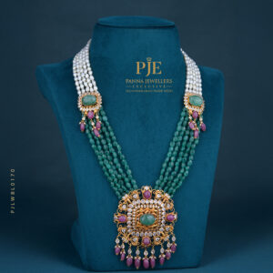 BEADS LONG NECKLACE