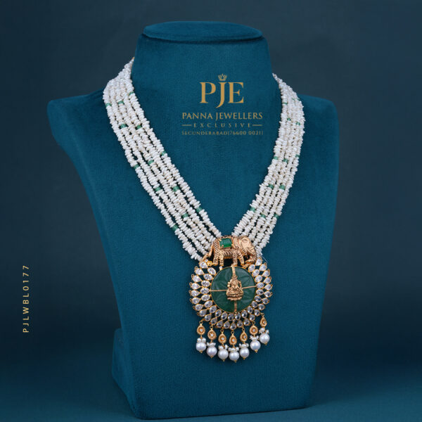 BEADS LONG NECKLACE