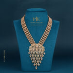 BEADS LONG NECKLACE