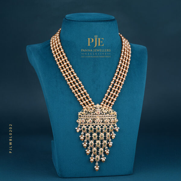 BEADS LONG NECKLACE