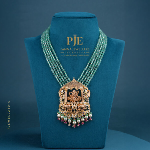 BEADS LONG NECKLACE