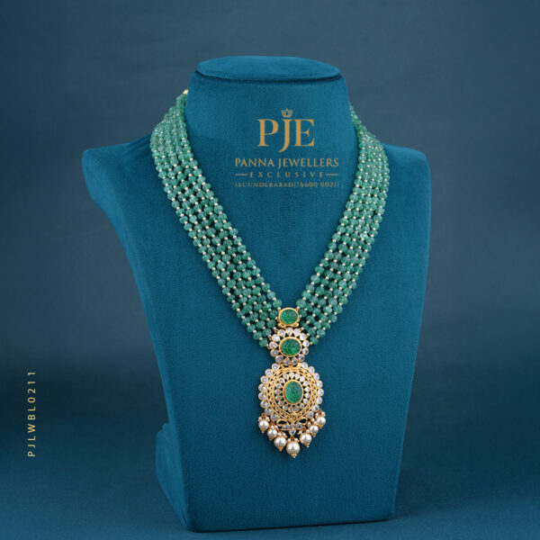 BEADS LONG NECKLACE