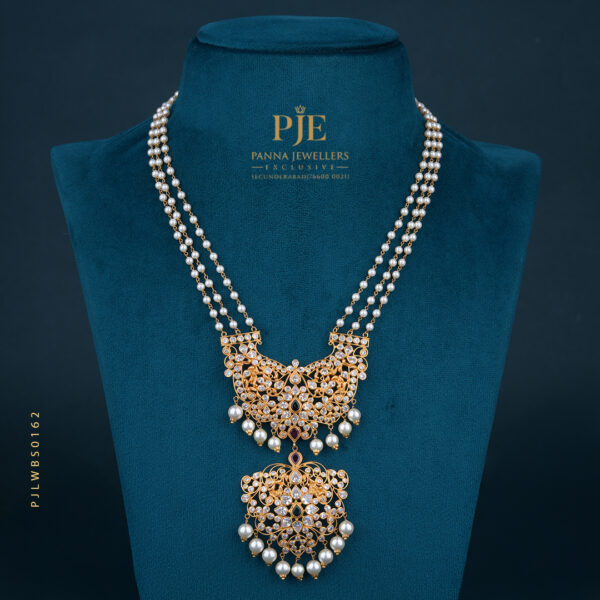PEARLS JALI NECKLACE