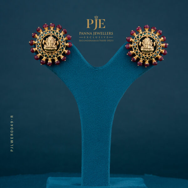 GOLD EARRINGS