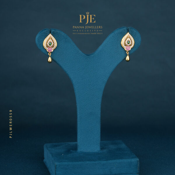GOLD EARRINGS