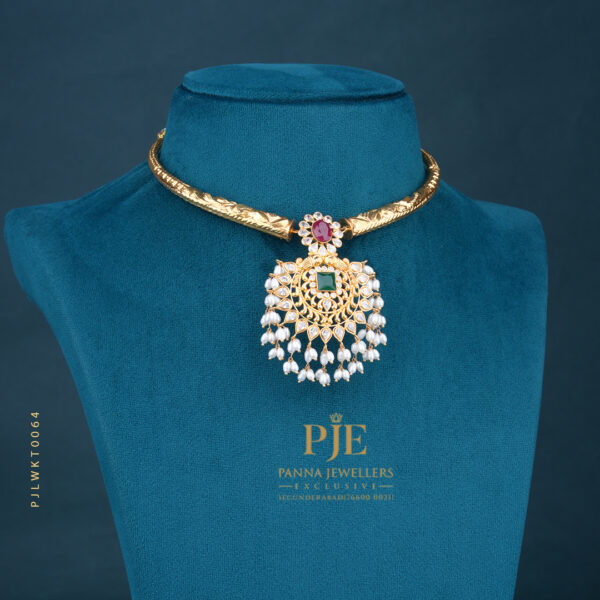 GOLD KANTI NECKLACE