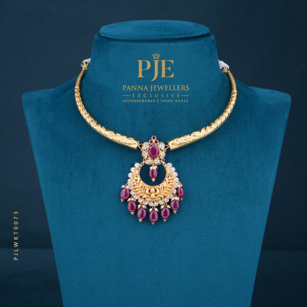 GOLD KANTI NECKLACE