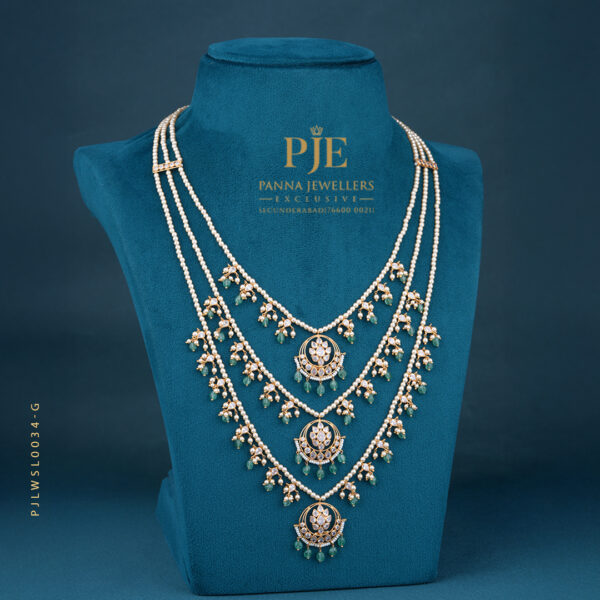 PEARLS SATHLADA NECKLACE