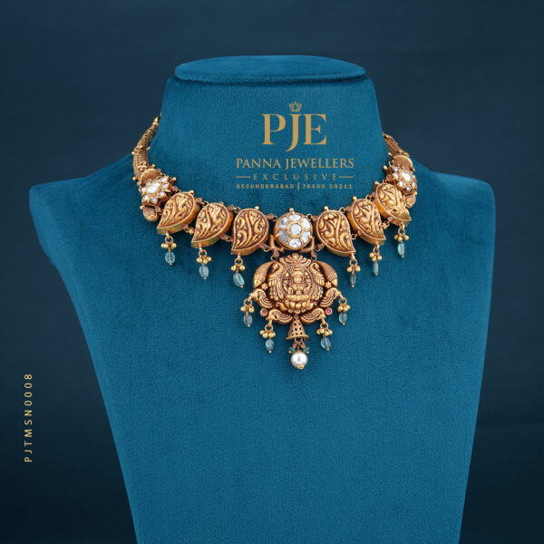 TEMPLE SHORT NECKLACE