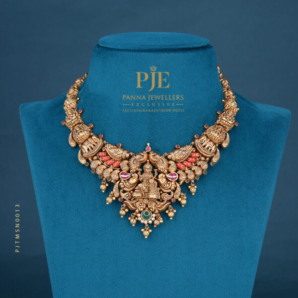 TEMPLE SHORT NECKLACE