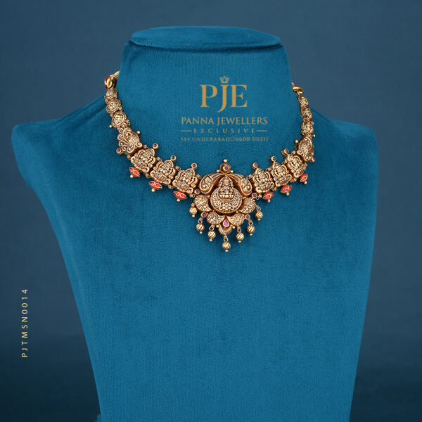 TEMPLE SHORT NECKLACE