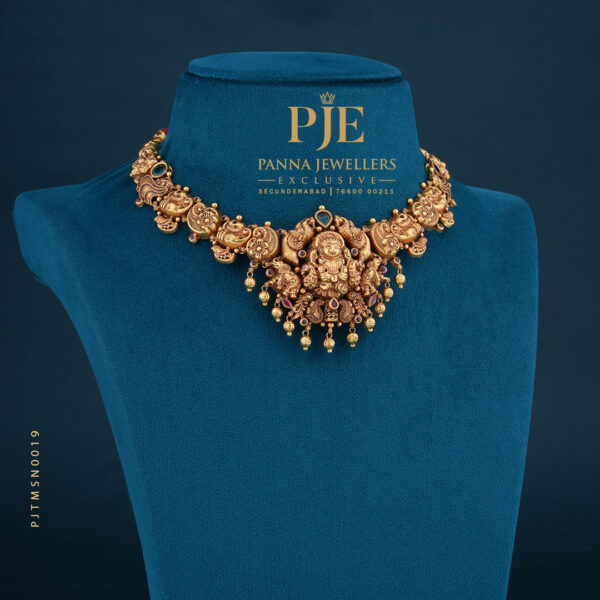 TEMPLE SHORT NECKLACE