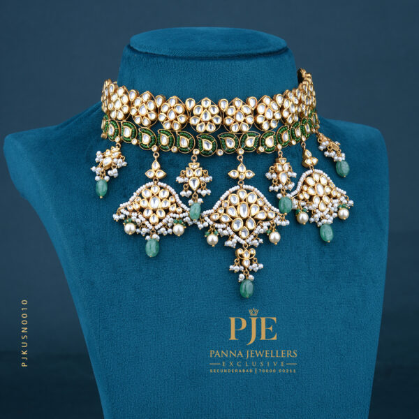 KUNDAN SHORT NECKLACE