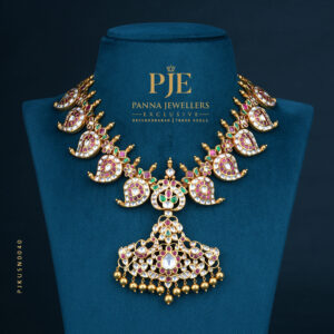 KUNDAN SHORT NECKLACE