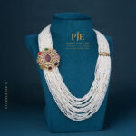 BEADS LONG NECKLACE