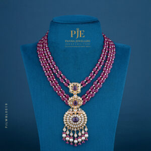 BEADS LONG NECKLACE