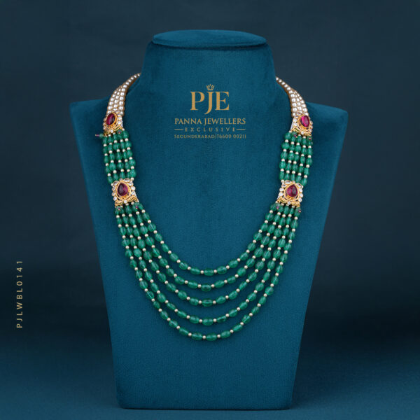 BEADS LONG NECKLACE