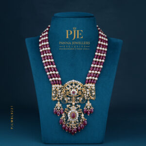 BEADS LONG NECKLACE