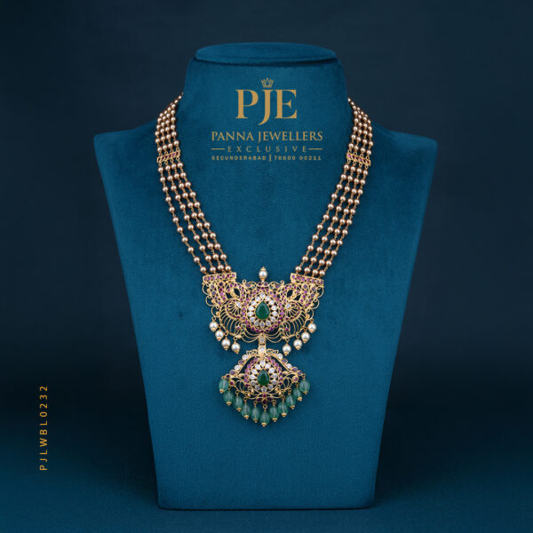 BEADS LONG NECKLACE