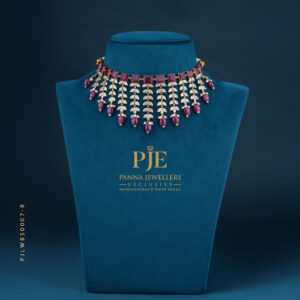 PEARLS SHORT NECKLACE